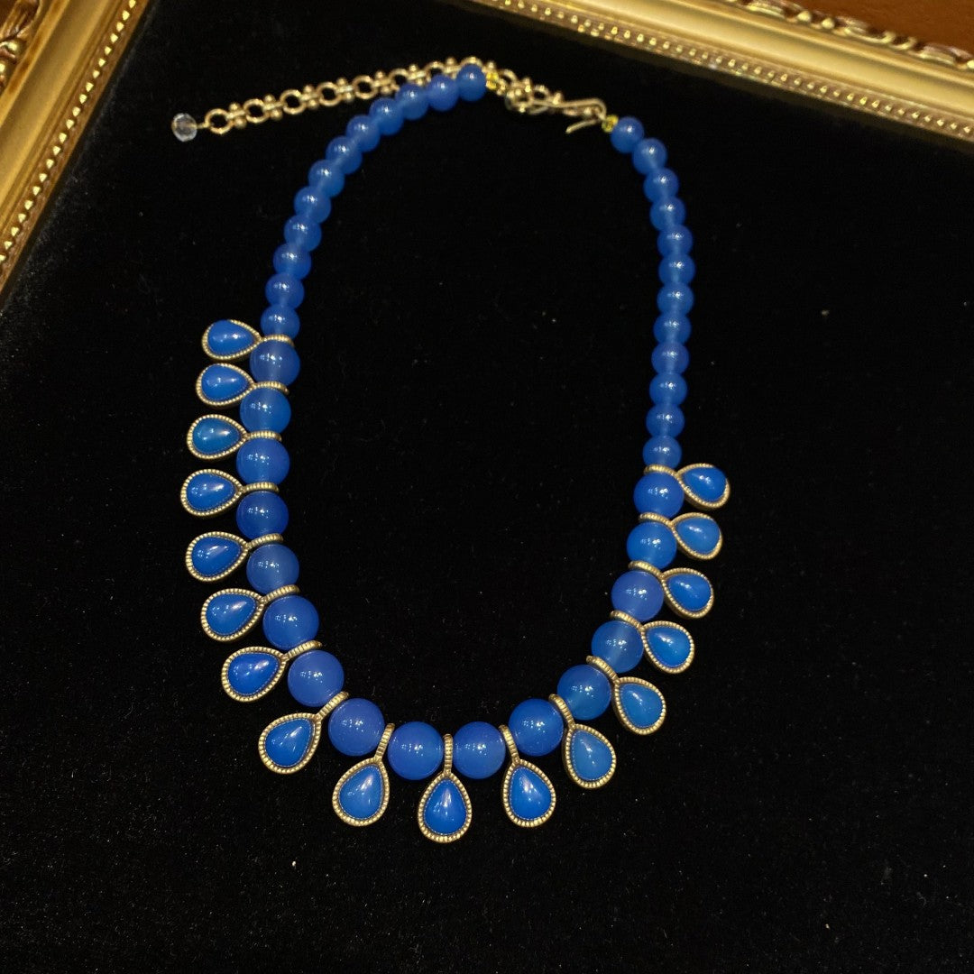 Vintage style 18k-gold plated brass adjustable necklace with blue natural stone beads and small water drop pendants
