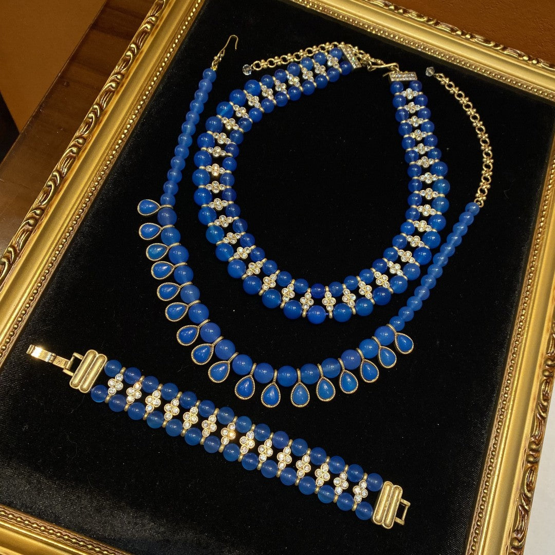 Vintage style 18k-gold plated brass adjustable necklace with blue natural stone beads and rhinestones