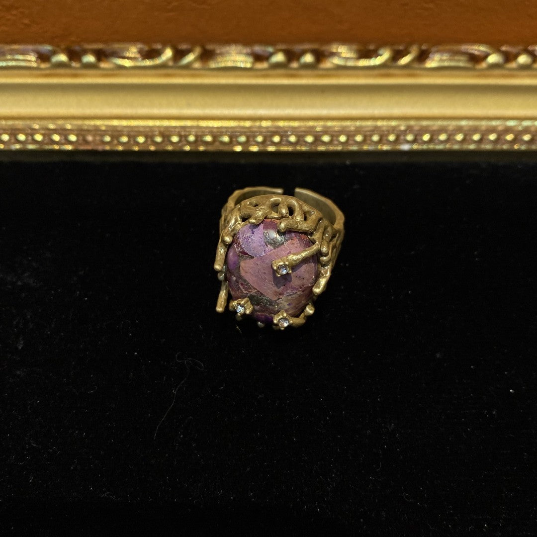 Vitatge style 18k-gold plated brass ring with diamonds and a piece of beatiful purple natural stone
