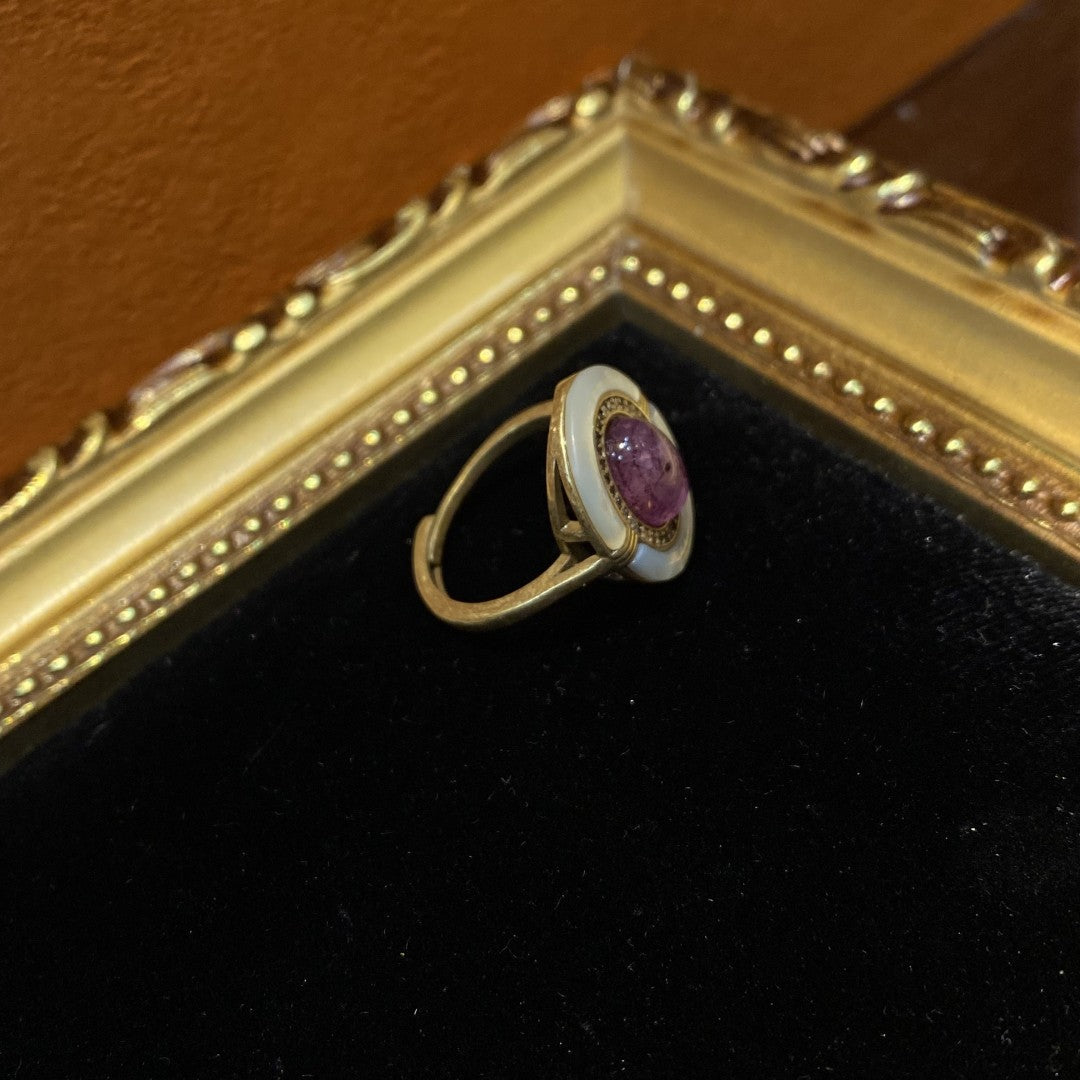 Vitatge style 18k-gold plated brass ring with shells and purple colored glaze