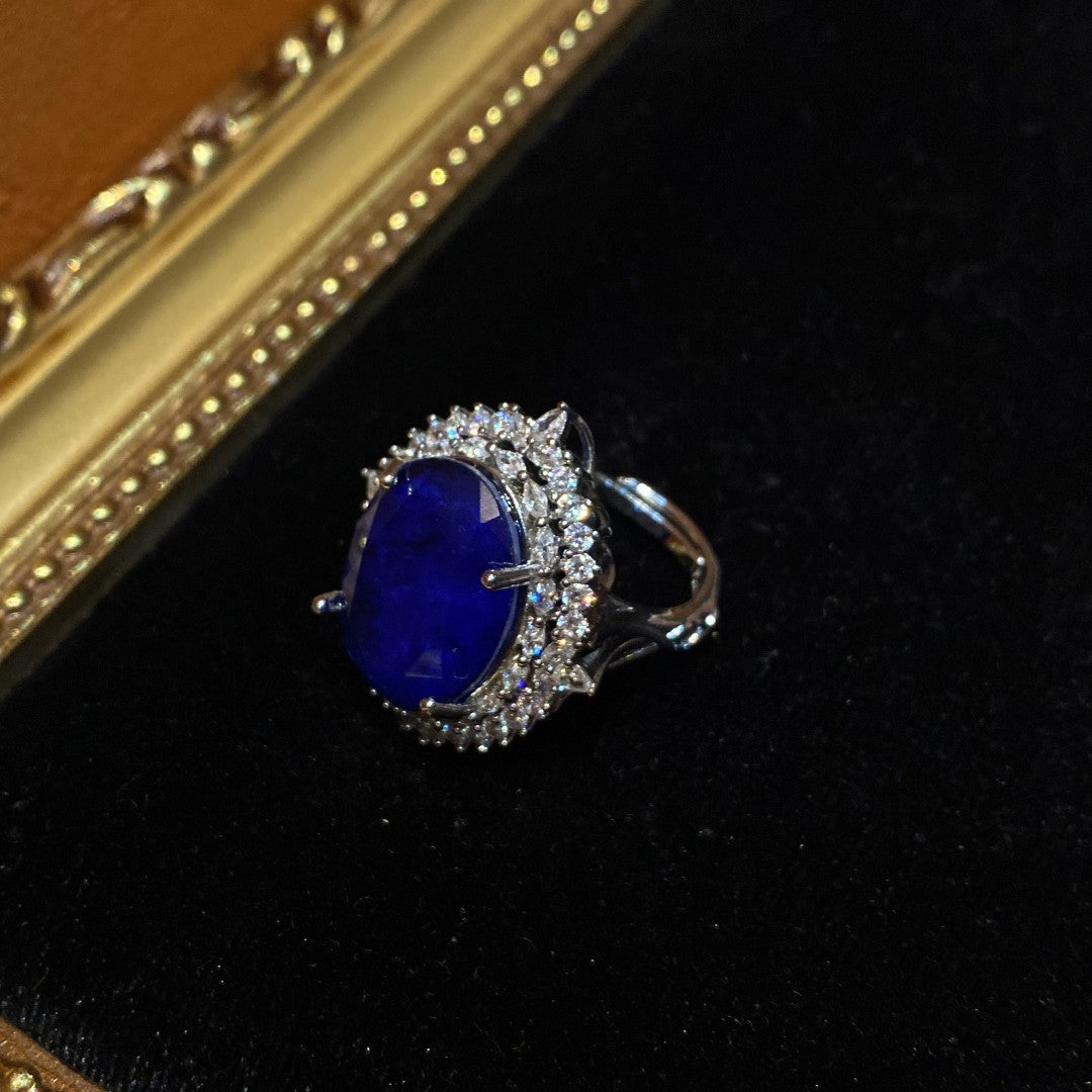 Vitatge style 925silver plated brass ring with oval blue rhinestone and diamonds
