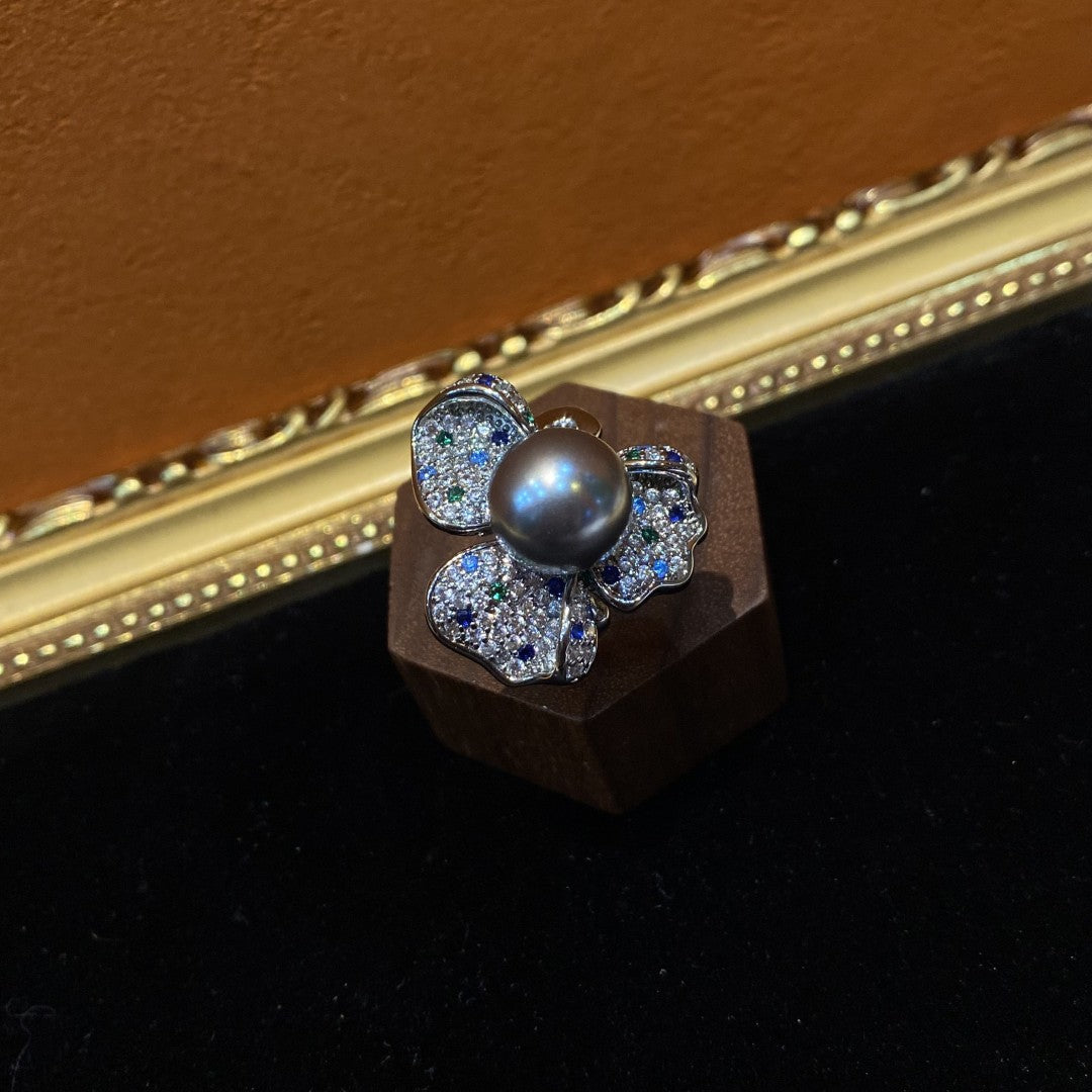 Vitatge style 925silver plated brass ring a flower shape with rhinestone and keshi color glass pearl
