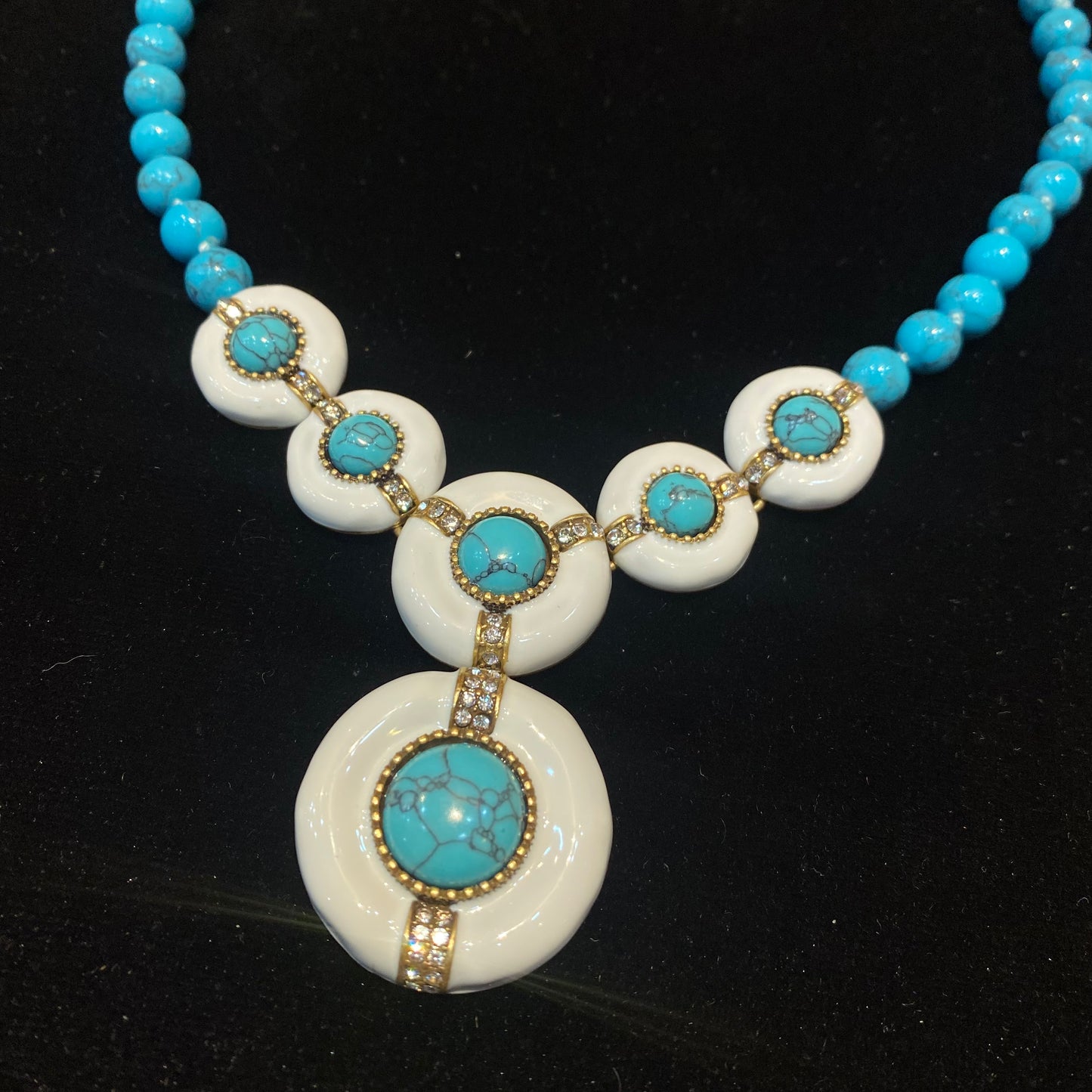 vintage style 18k-gold plated adjustable necklace white enamelled in five circle turquoise and with turquoise beads necklace.