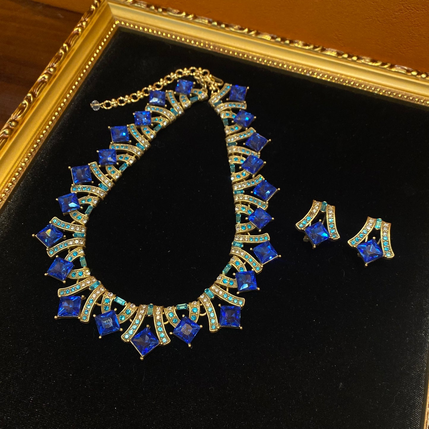 Fashion Vintage Designed brass adjustable Necklace 18k Gold-plated With blue Gemetric rhinestone Women'S Jewelry