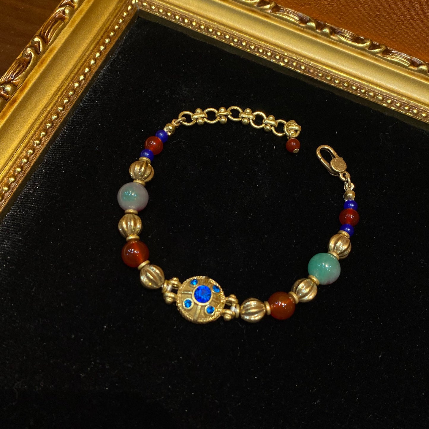 vintage style designed adjustable brass 18k-gold plated bracelet with nature stones and rhinestones trendy