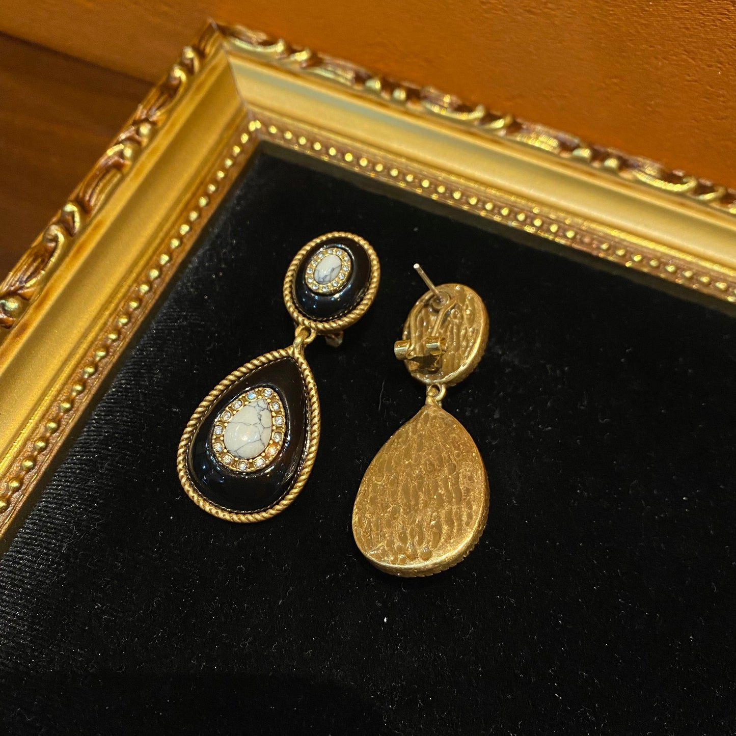 vintage style brass 18k-gold oval and water drop shape with natural stones drop earrings