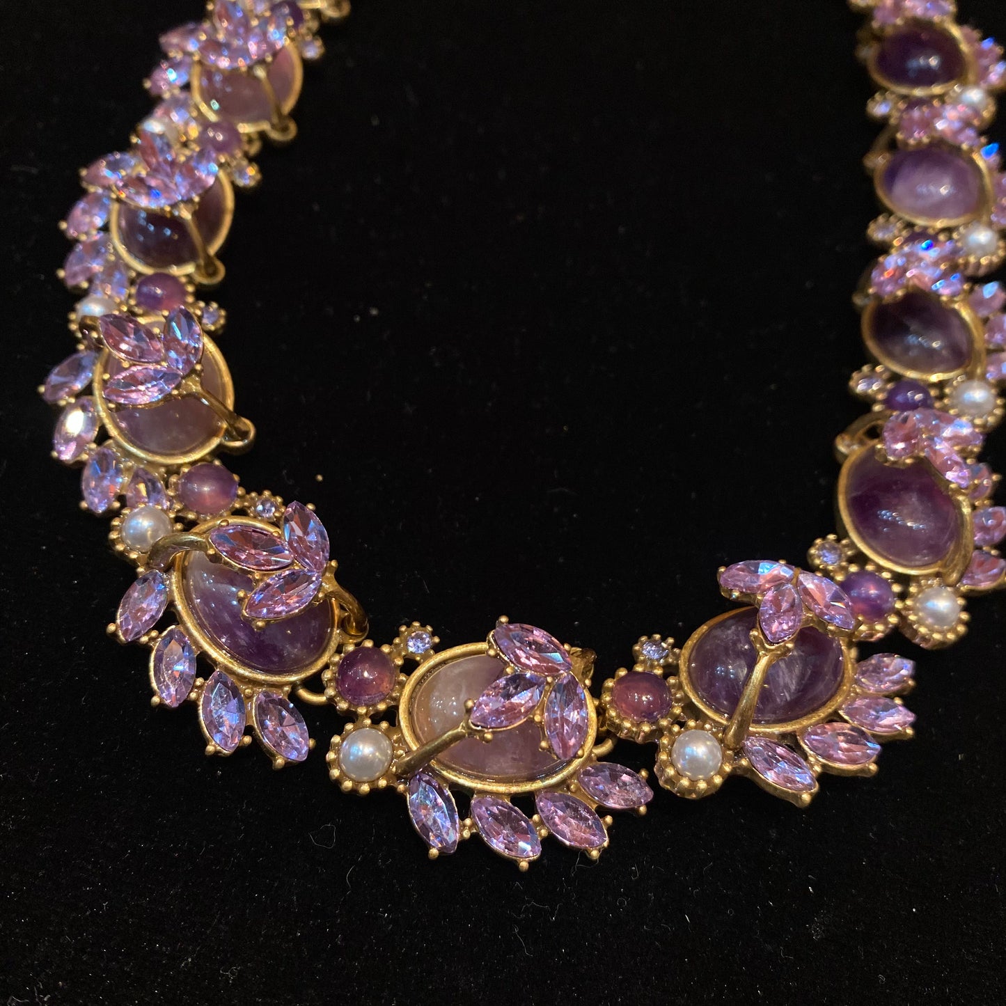 vintage style designed adjustable 18k-gold plated brass with rhinestone and amethyst gorgerous and luxery necklace