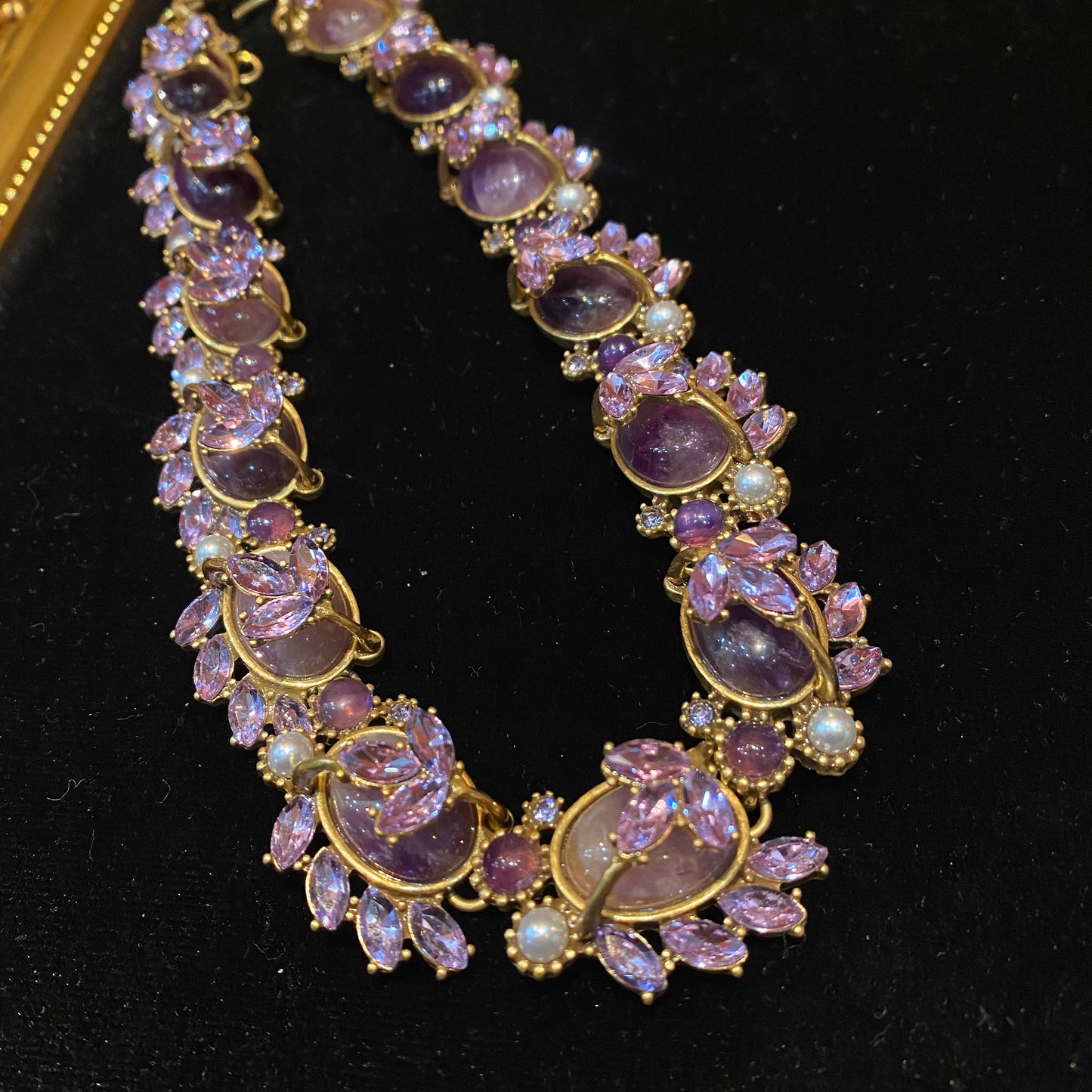 vintage style designed adjustable 18k-gold plated brass with rhinestone and amethyst gorgerous and luxery necklace