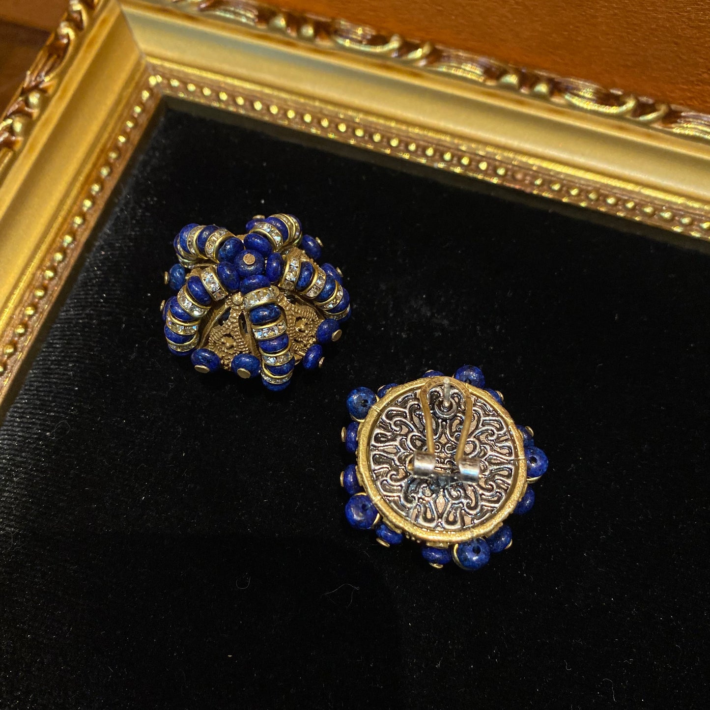 Vintage style 18k-gold plated brass in a star shape earrings with Lapis lazuli and rhinestone
