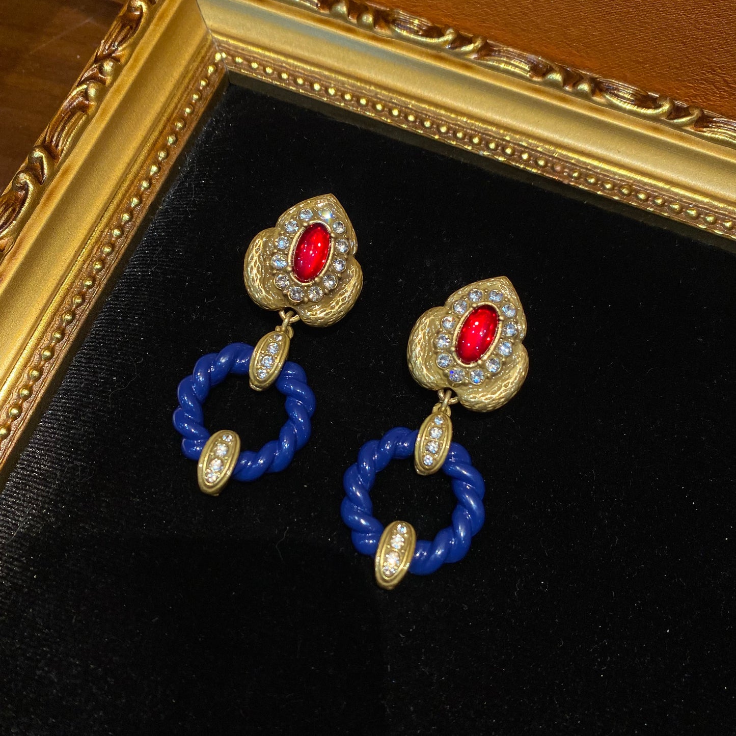 Vintage style 18k-gold plated brass with circle drop earrings
