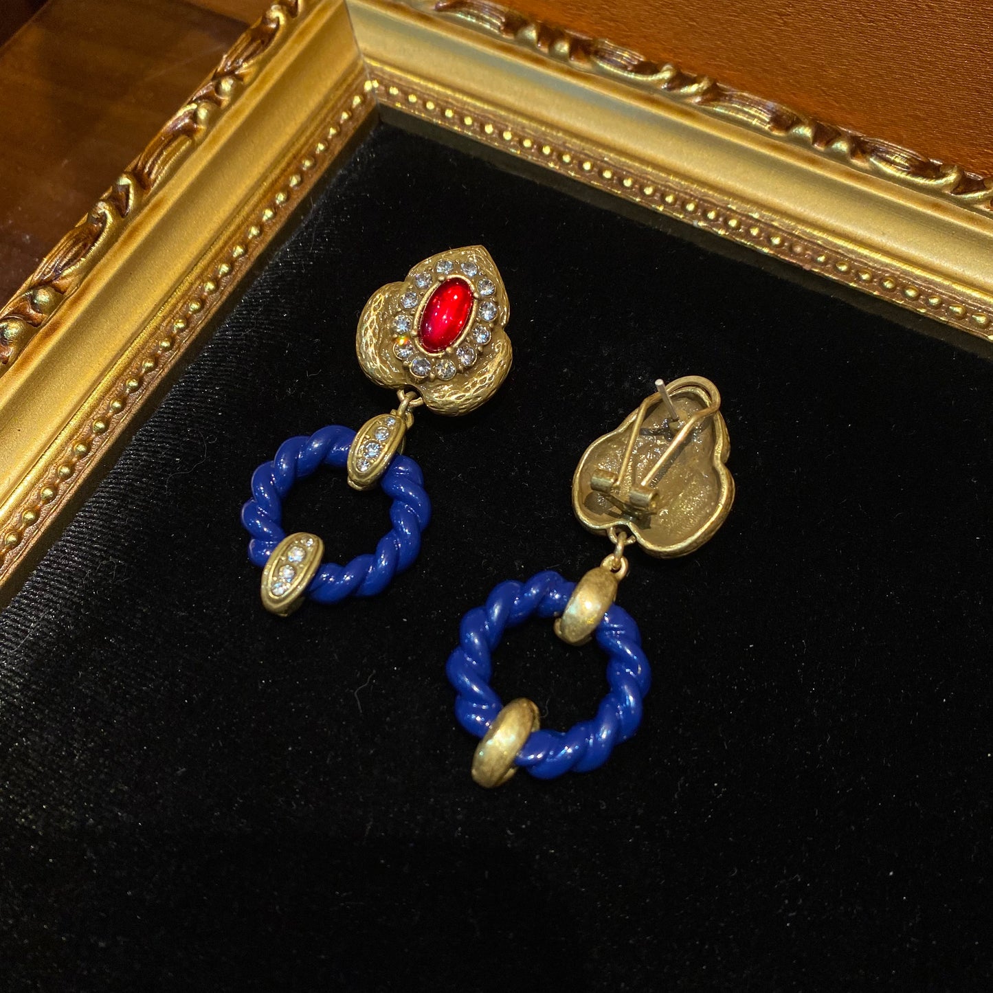 Vintage style 18k-gold plated brass with circle drop earrings