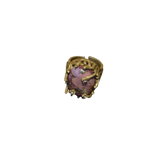 Vitatge style 18k-gold plated brass ring with diamonds and a piece of beatiful purple natural stone