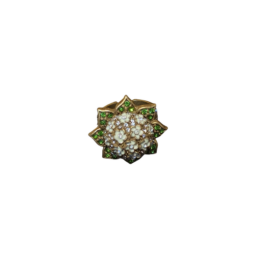 Vitatge style 18k-gold plated brass ring a flower shape with green and white rhinestones