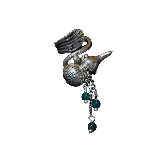 Vitatge style 925silver plated brass ring a gourd shape with green agate and tessel