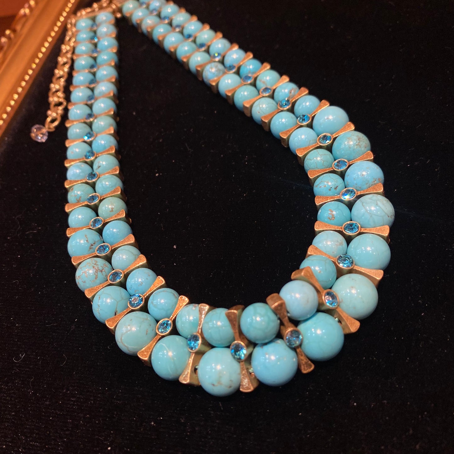 vintages style degined 18k-gold plated brass with turquoise beads and rhinestone double-layer necklace.